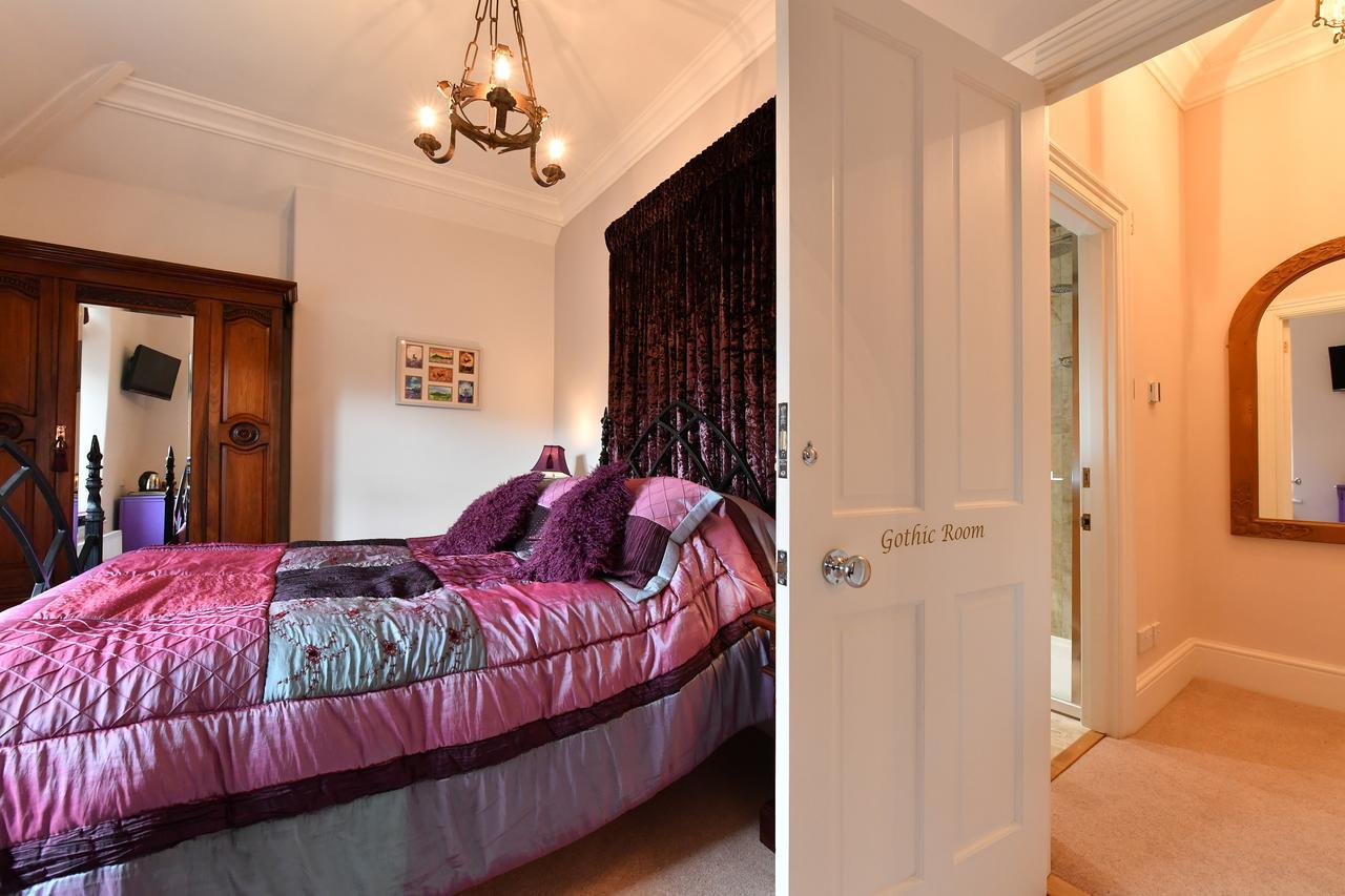 Heritage Bed And Breakfast Calne Extérieur photo